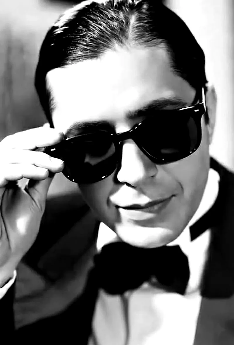 Carlos Gardel con anteojos de sol · recreación digital